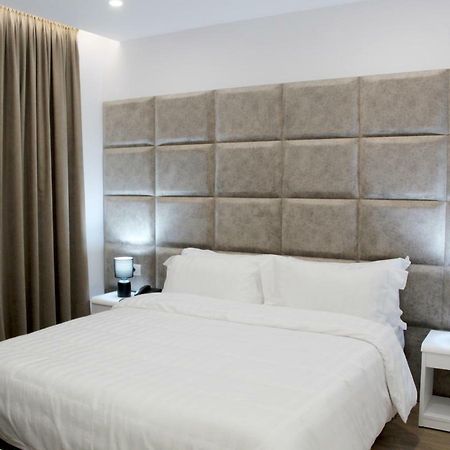 Ramel Hotel Tirana Exterior photo