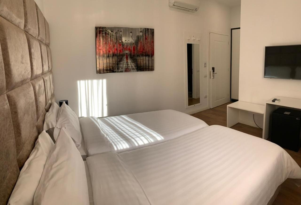 Ramel Hotel Tirana Exterior photo